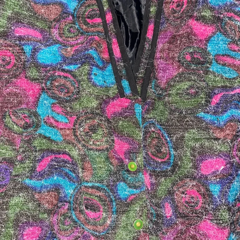 Colorful Abstract Pattern Cardigan - Picture 2 of 3